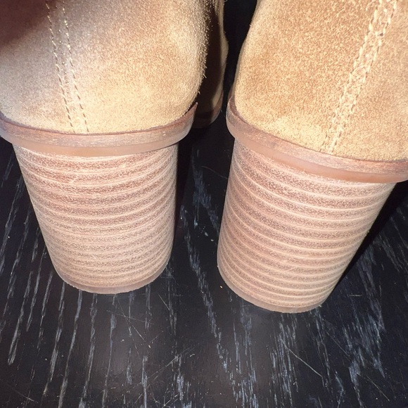 Lucky Brand Womens Jicole Suede Booties - Picture 8 of 14